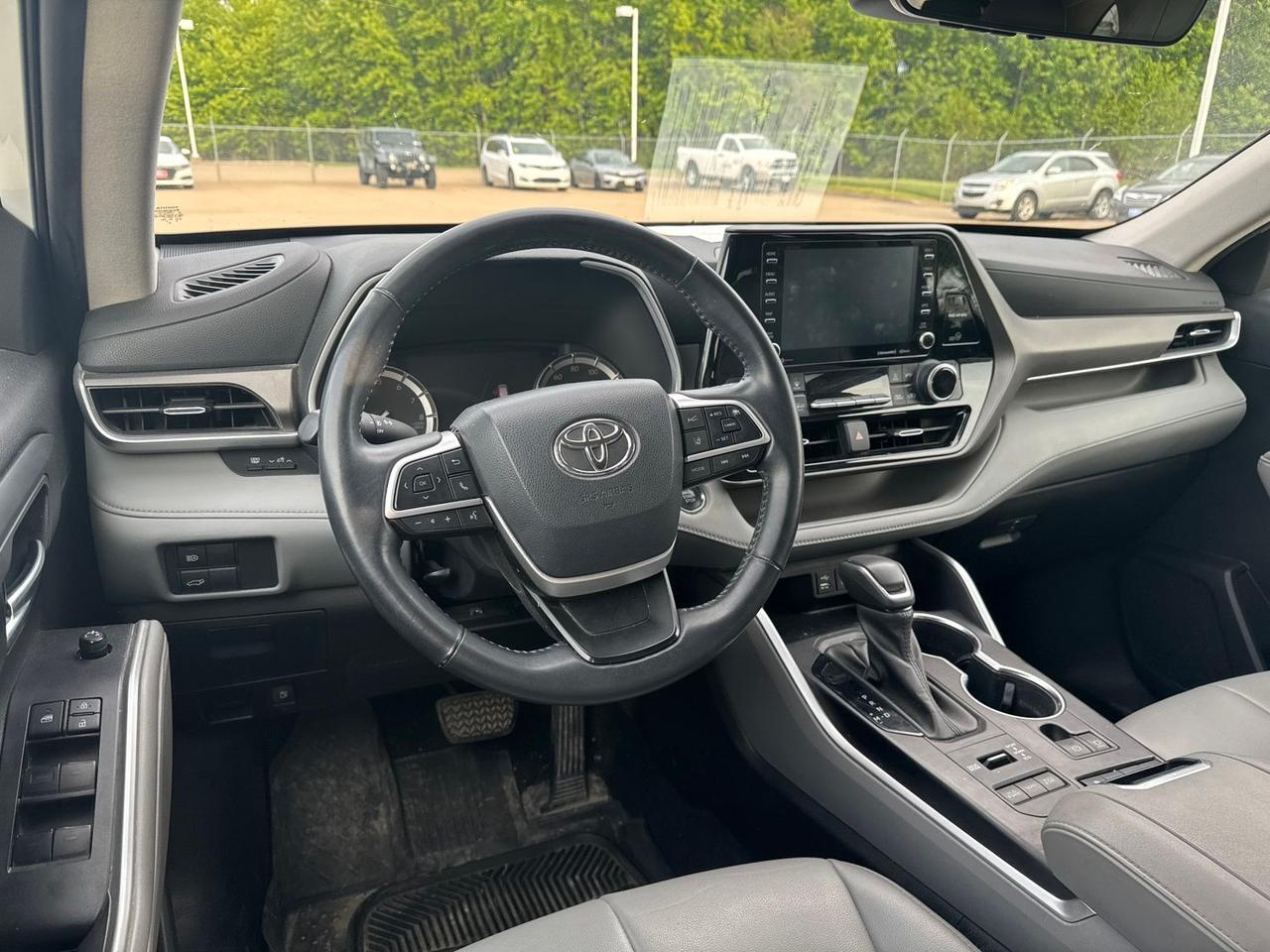 2022 Toyota Highlander XLE West Burlington IA