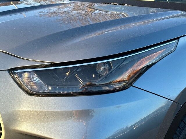 2022 Toyota Highlander XLE Worcester MA