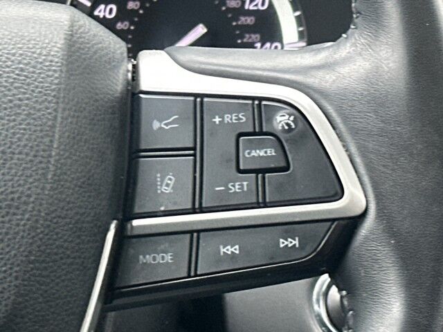 2022 Toyota Highlander XLE Worcester MA