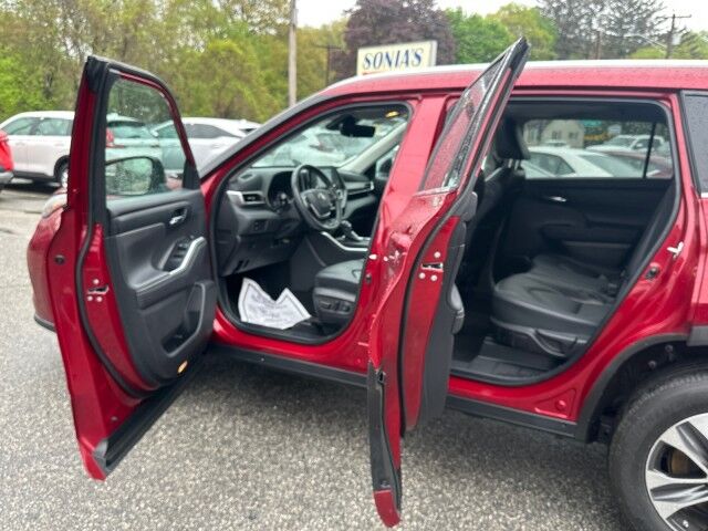 2022 Toyota Highlander XLE Worcester MA