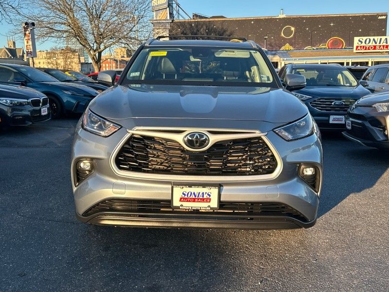 2022 Toyota Highlander XLE Worcester MA 2022 Toyota Highlander XLE Worcester MA