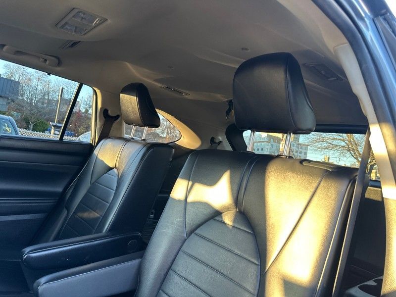 2022 Toyota Highlander XLE Worcester MA 2022 Toyota Highlander XLE Worcester MA