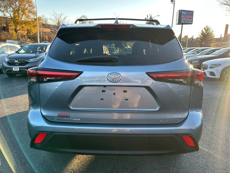 2022 Toyota Highlander XLE Worcester MA 2022 Toyota Highlander XLE Worcester MA