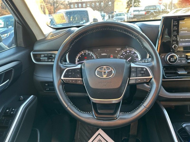 2022 Toyota Highlander XLE Worcester MA 2022 Toyota Highlander XLE Worcester MA