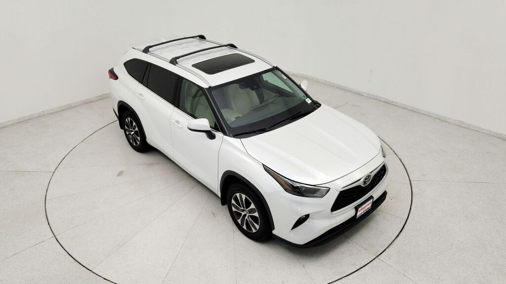 2022 Toyota Highlander XLE Laurel MD