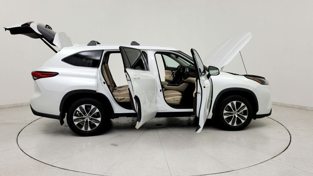 2022 Toyota Highlander XLE Laurel MD