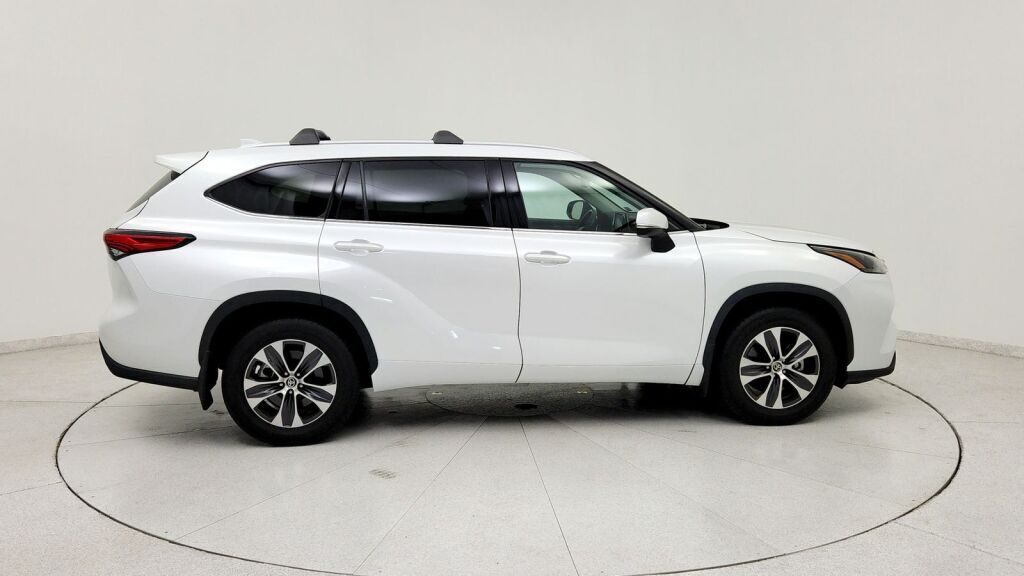 2022 Toyota Highlander XLE Laurel MD