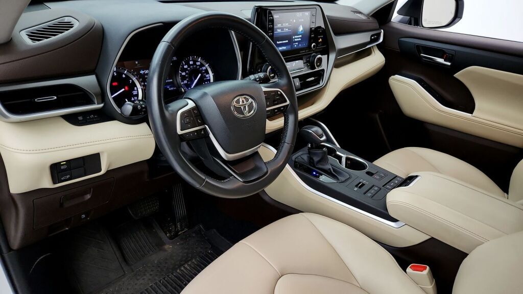 2022 Toyota Highlander XLE Laurel MD