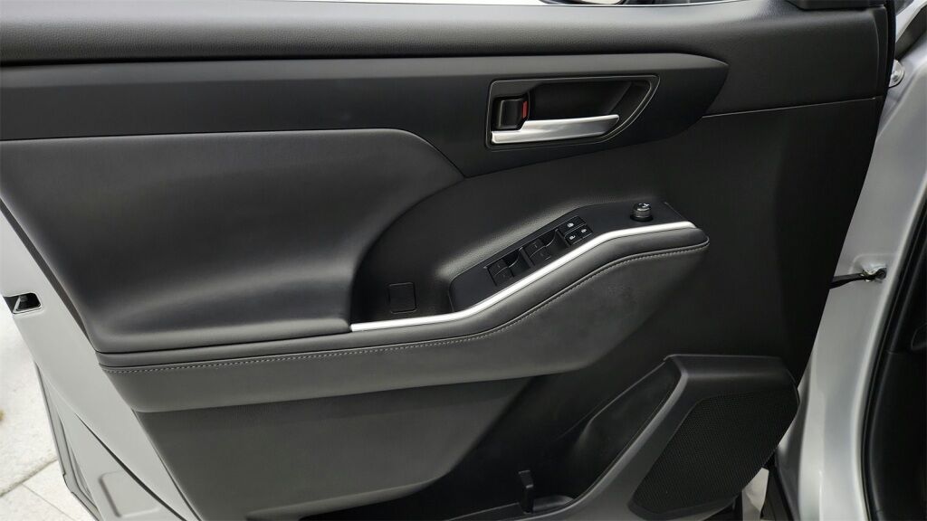2022 Toyota Highlander XLE Laurel MD