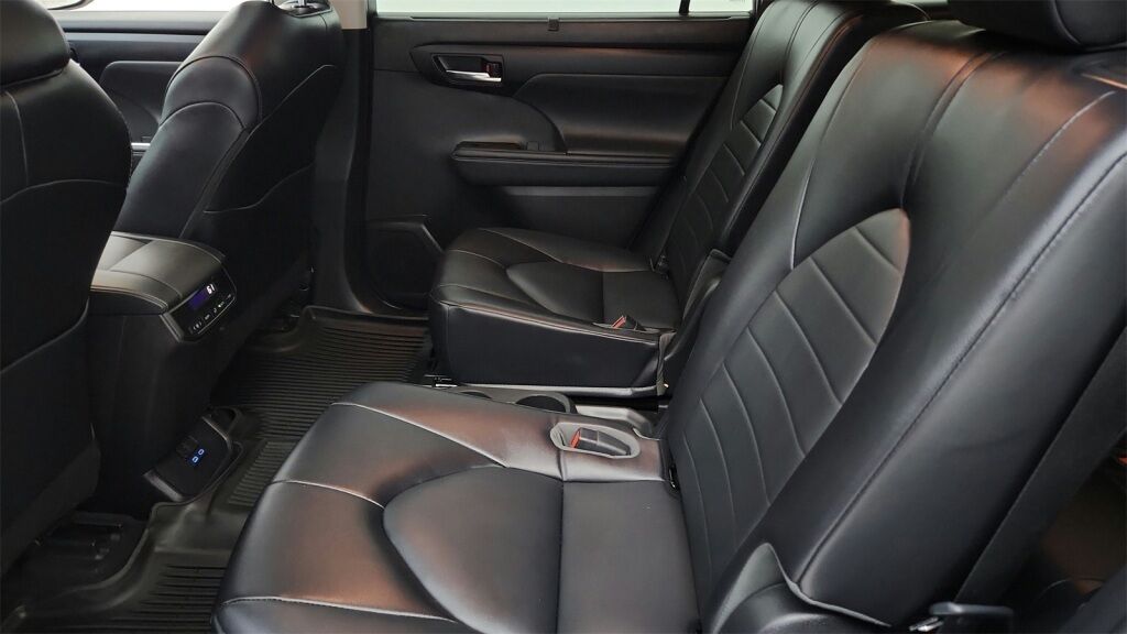2022 Toyota Highlander XLE Laurel MD
