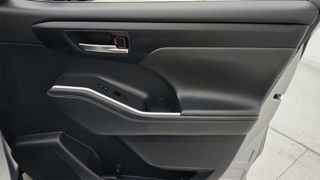 2022 Toyota Highlander XLE Laurel MD