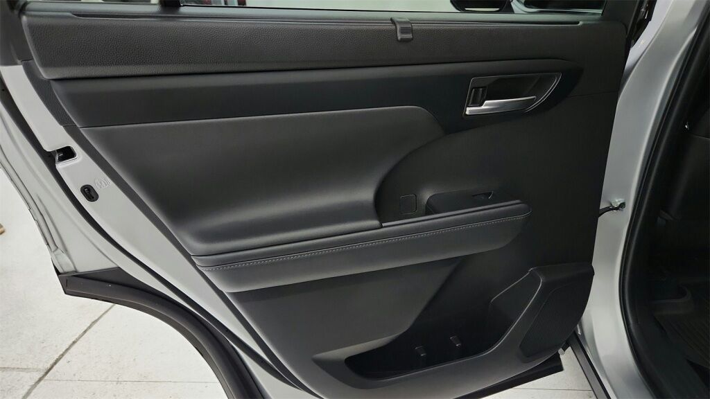 2022 Toyota Highlander XLE Laurel MD