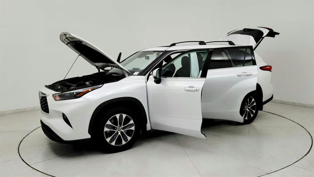 2022 Toyota Highlander XLE Laurel MD