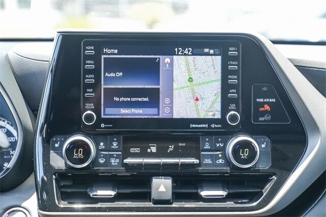 2022 Toyota Highlander XLE Moreno Valley CA