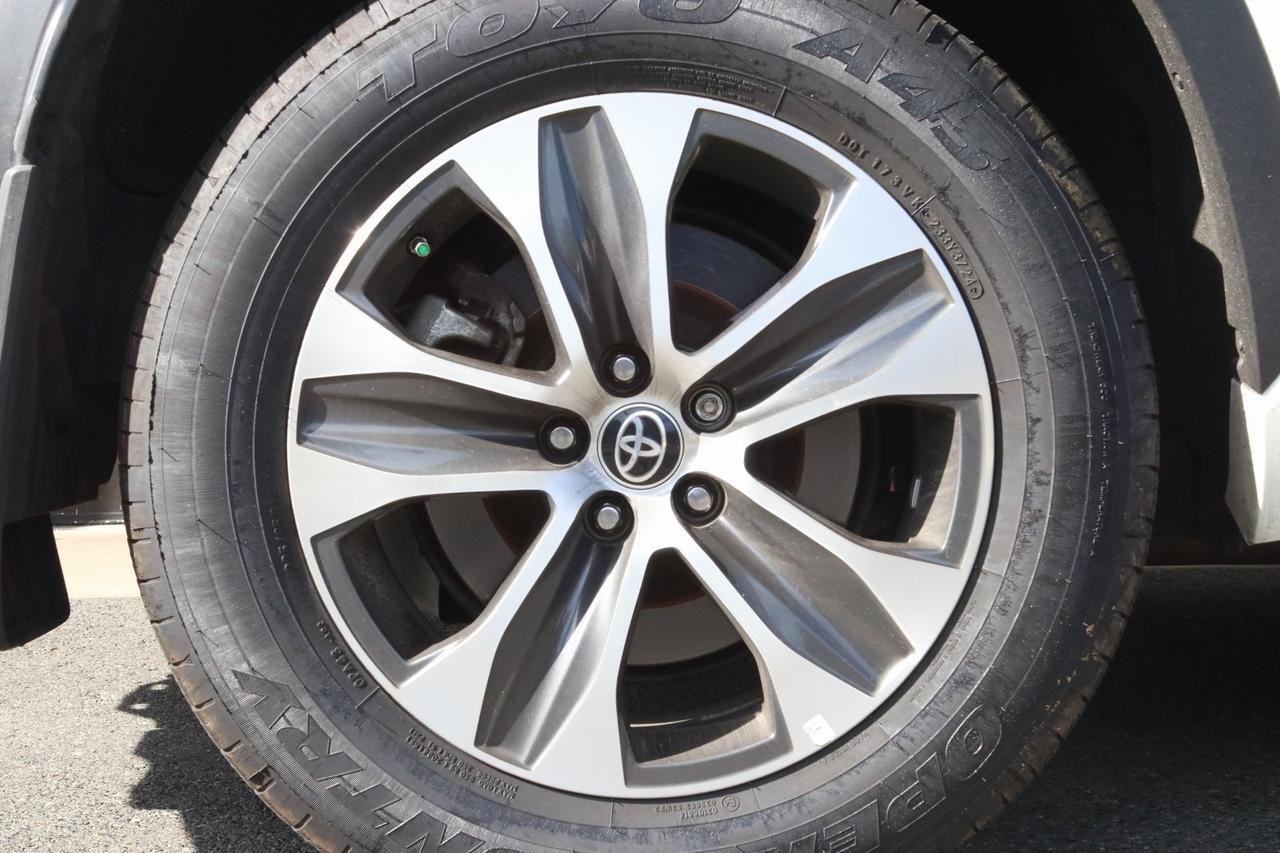 2022 Toyota Highlander XLE Fredericksburg VA