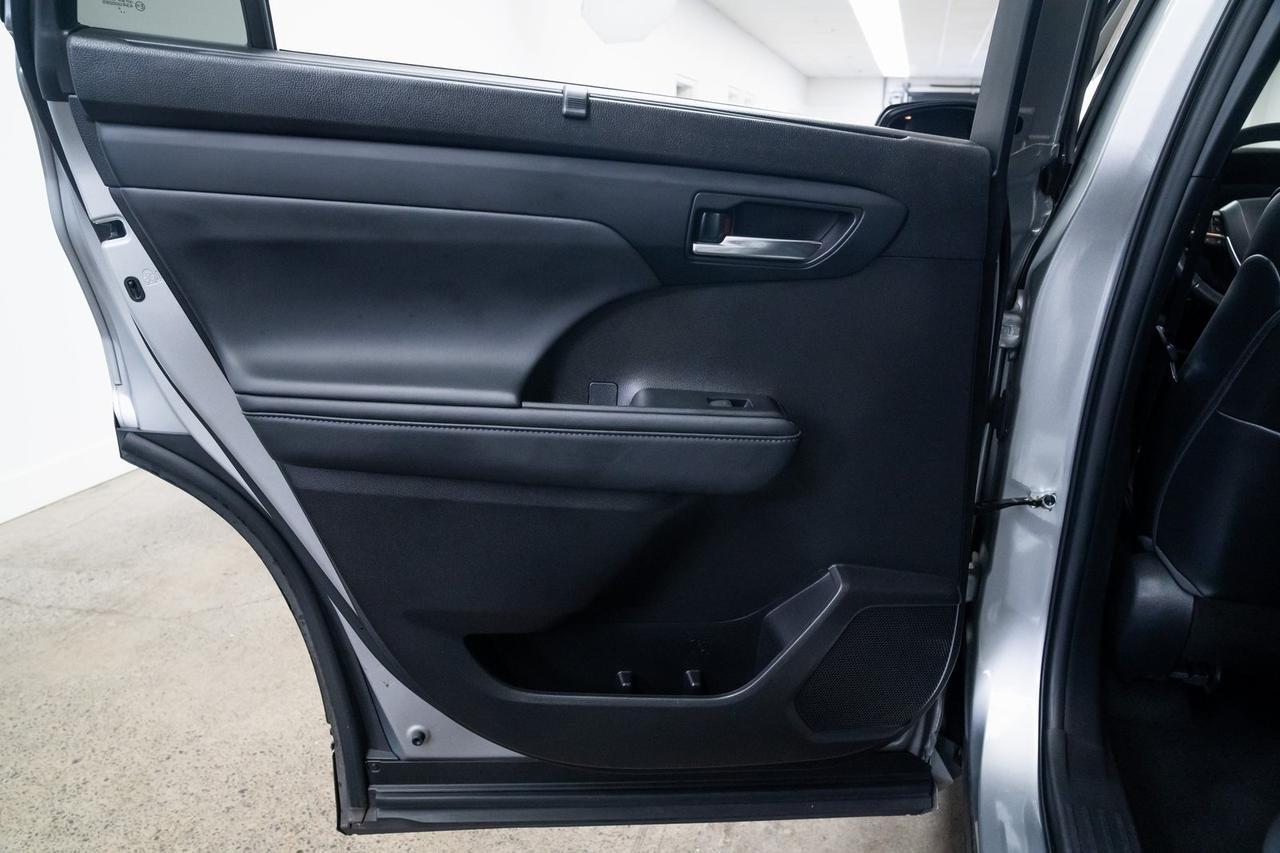 2022 Toyota Highlander XSE 1 Owner Heated Seats JBL Audio Portland OR