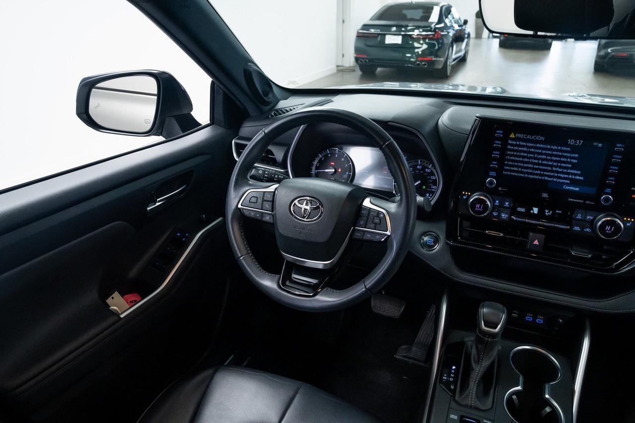 2022 Toyota Highlander XSE 1 Owner Heated Seats JBL Audio Portland OR