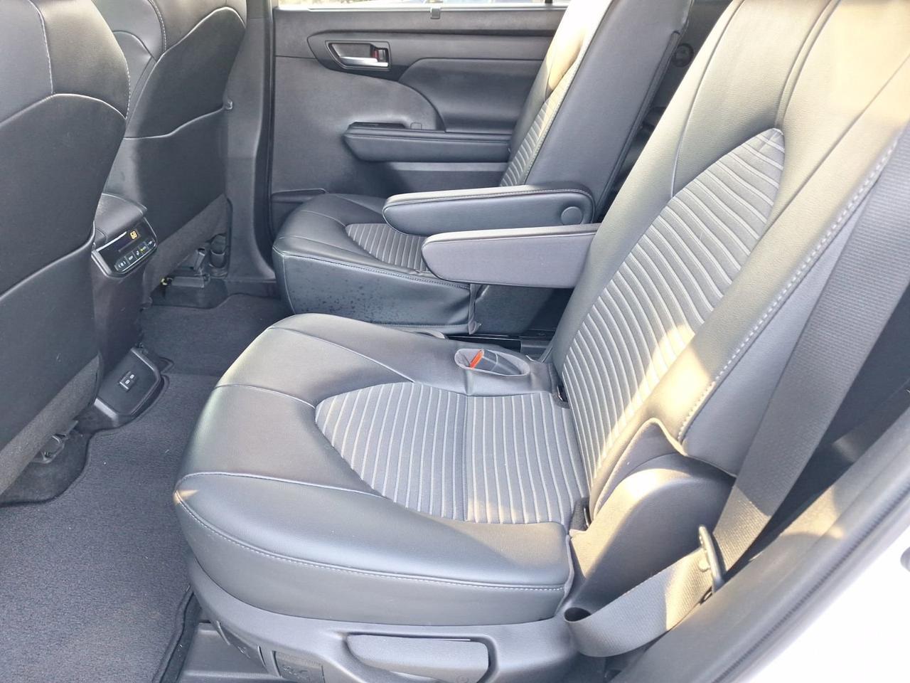 2022 Toyota Highlander XSE Hurst TX