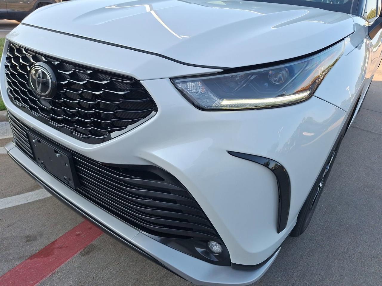 2022 Toyota Highlander XSE Hurst TX