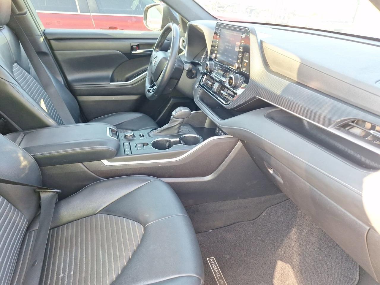 2022 Toyota Highlander XSE Hurst TX