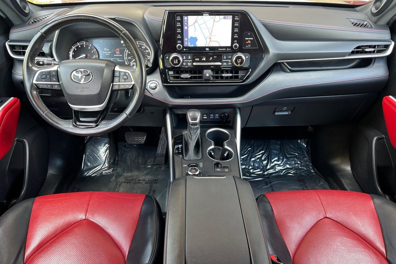 2022 Toyota Highlander XSE