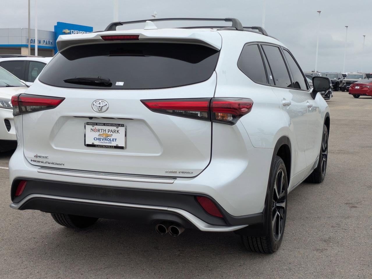 2022 Toyota Highlander XSE