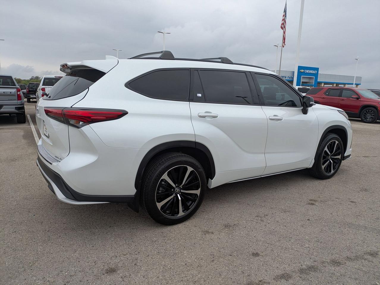 2022 Toyota Highlander XSE