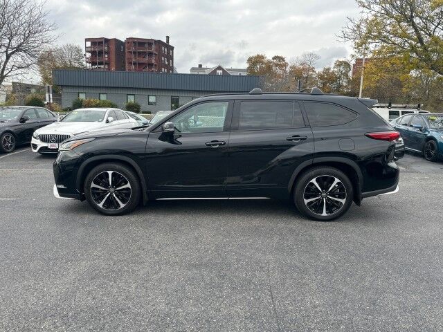 2022 Toyota Highlander XSE Worcester MA