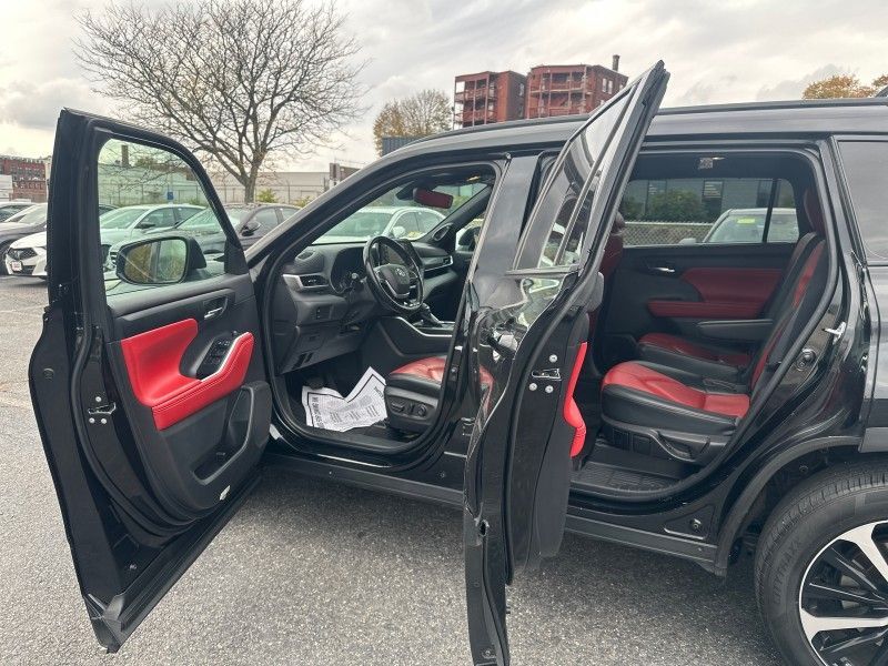 2022 Toyota Highlander XSE Worcester MA 2022 Toyota Highlander XSE Worcester MA