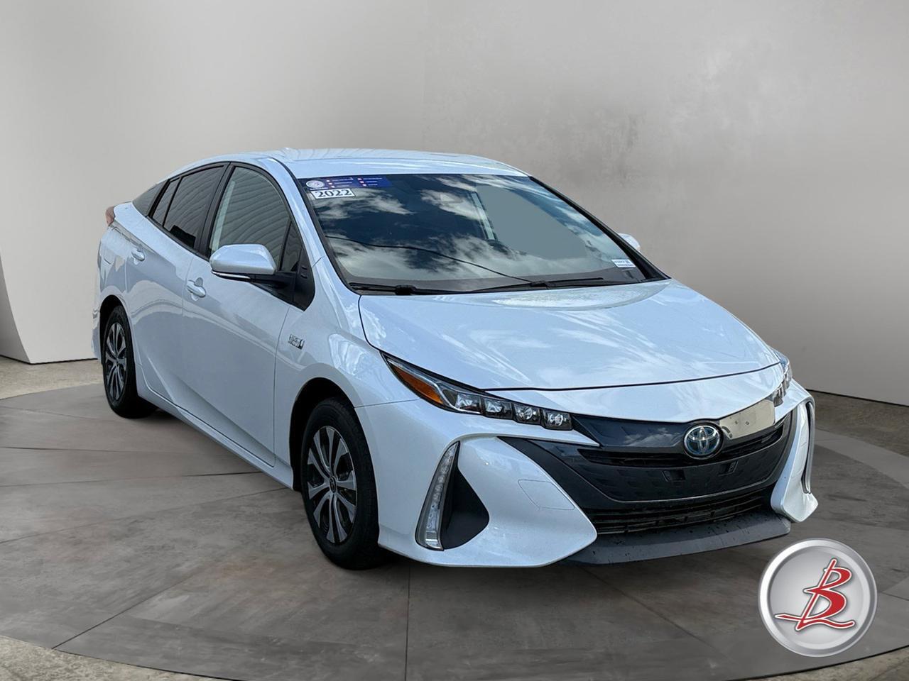 2022 Toyota PRIUS PRIME LE