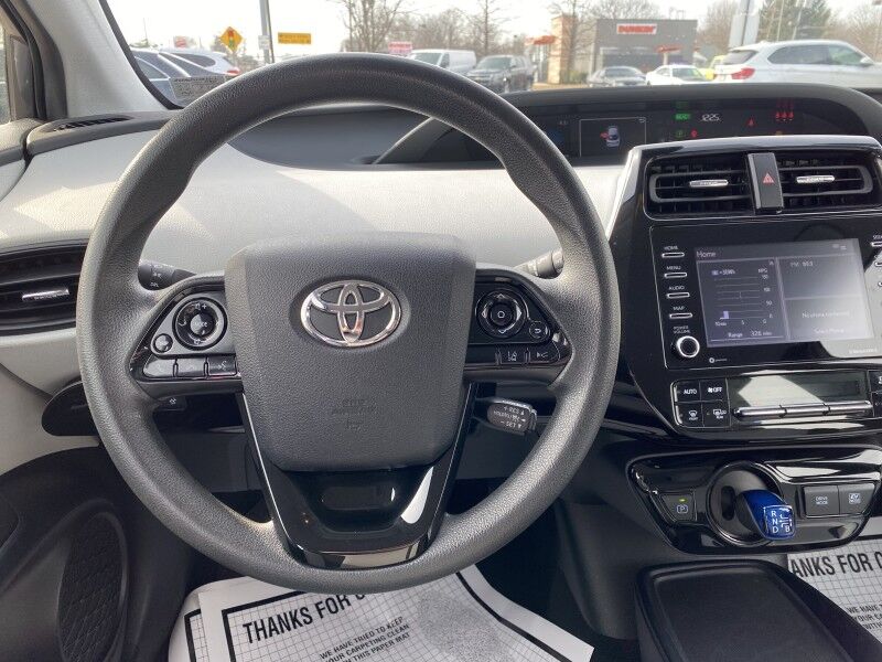 2022 Toyota Prius L Eco Springfield PA