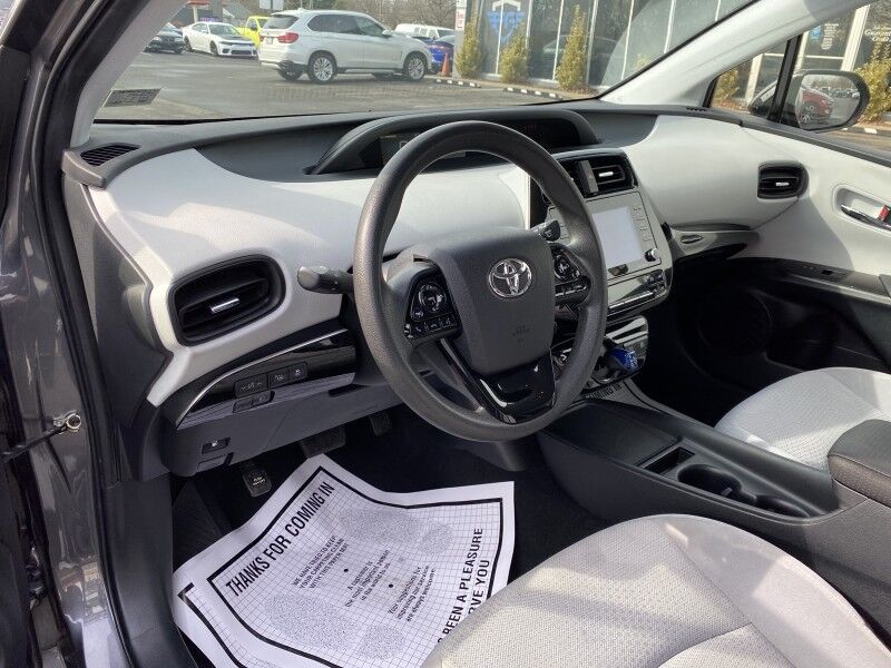 2022 Toyota Prius L Eco Springfield PA