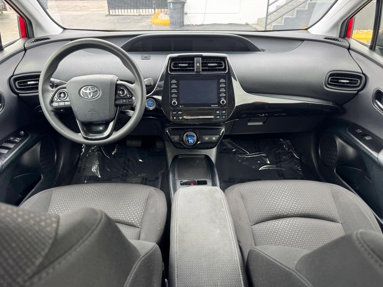 2022 Toyota Prius L Eco Miami FL