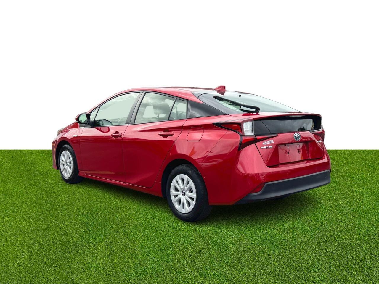 2022 Toyota Prius L Eco Miami FL