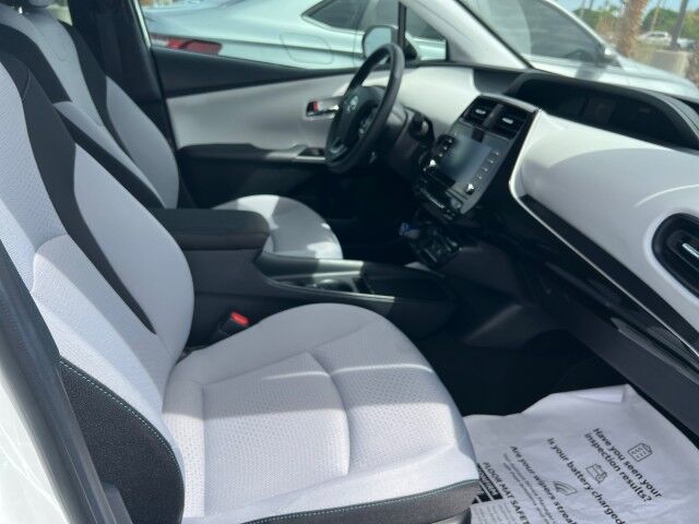 2022 Toyota Prius L Eco Yuma AZ