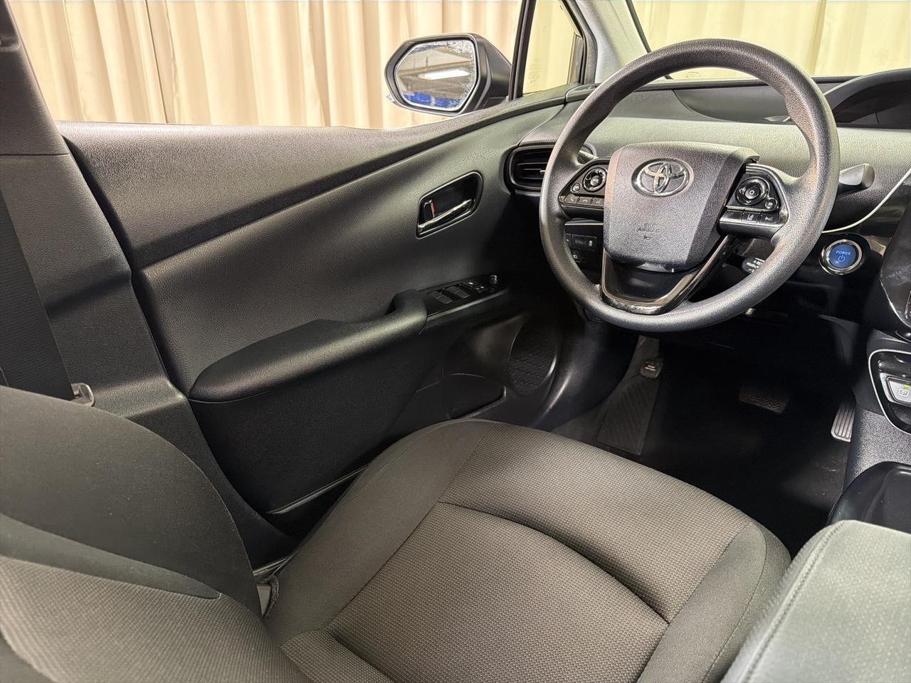 2022 Toyota Prius L Annapolis MD