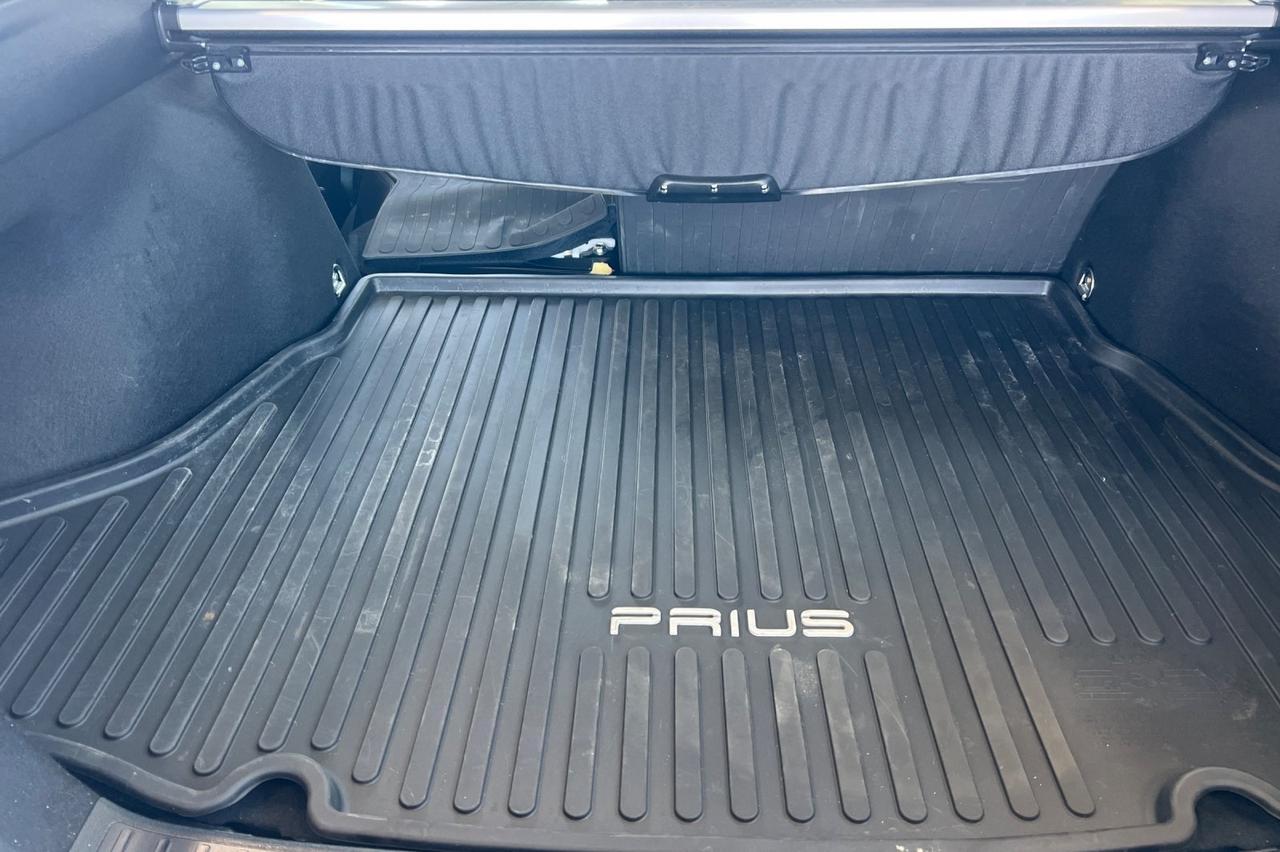 2022 Toyota Prius LE AWD-e Ontario OR