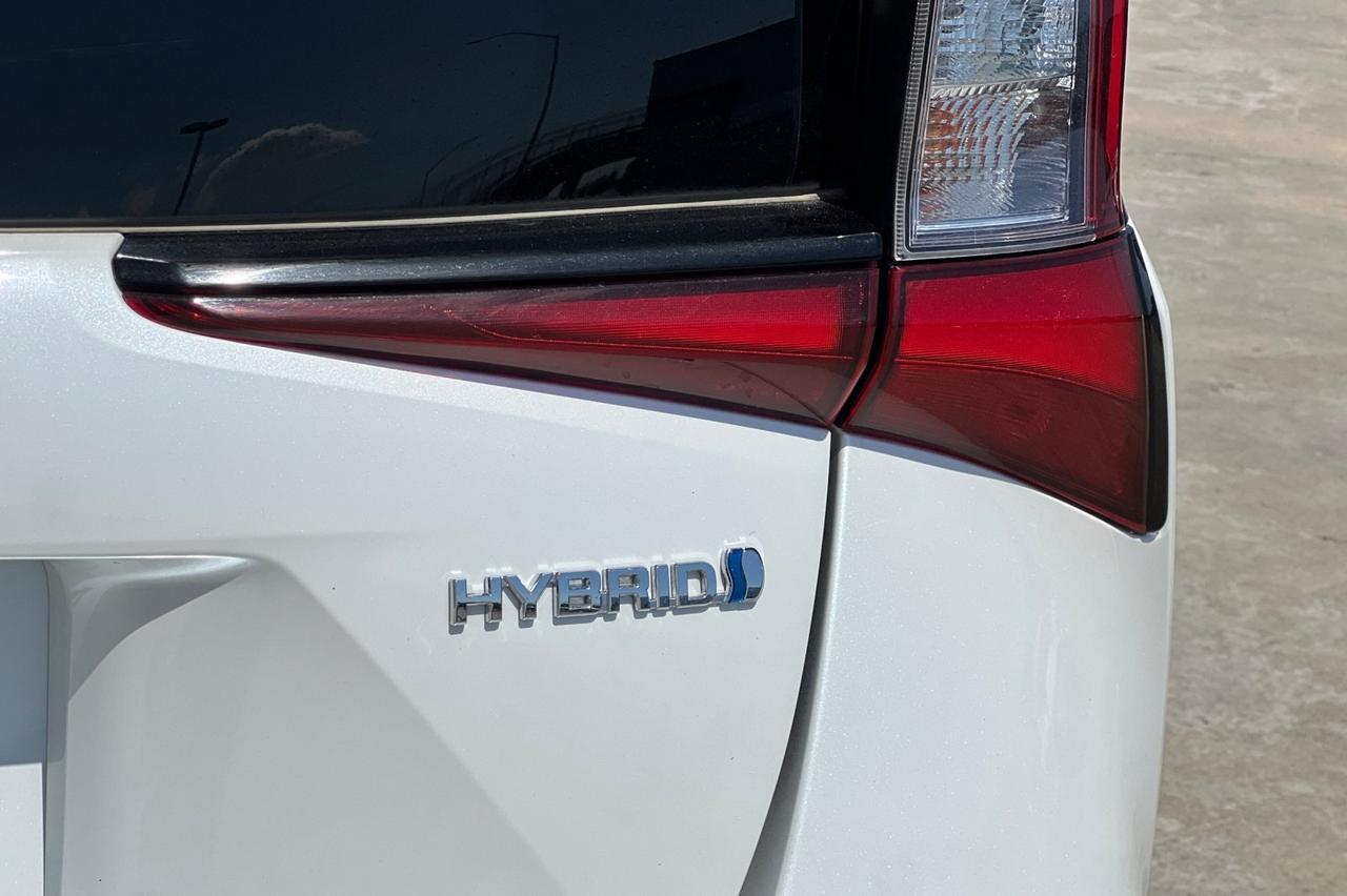 2022 Toyota Prius LE AWD-e Ontario OR