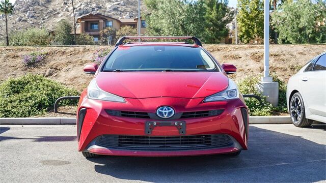 2022 Toyota Prius LE