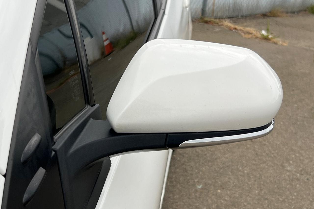 2022 Toyota Prius LE Roseville CA