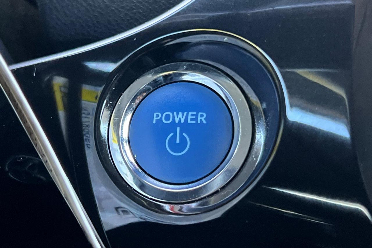 2022 Toyota Prius LE Roseville CA