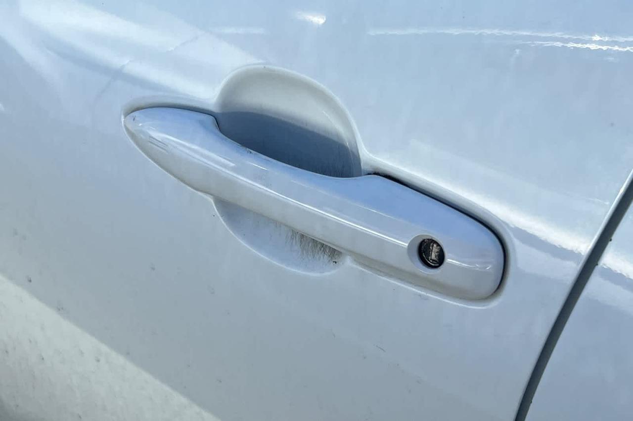 2022 Toyota Prius LE Roseville CA