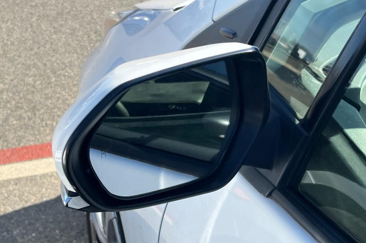 2022 Toyota Prius LE Roseville CA