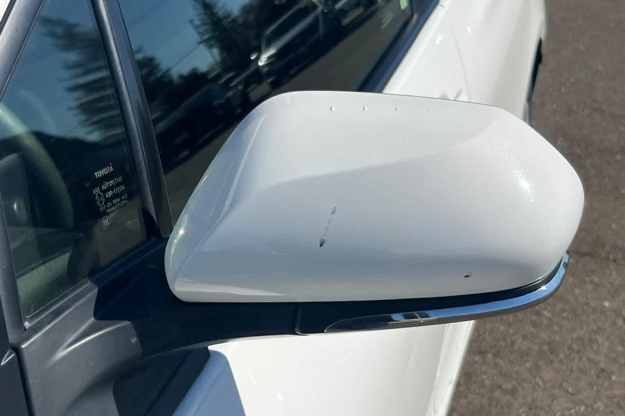 2022 Toyota Prius LE Roseville CA