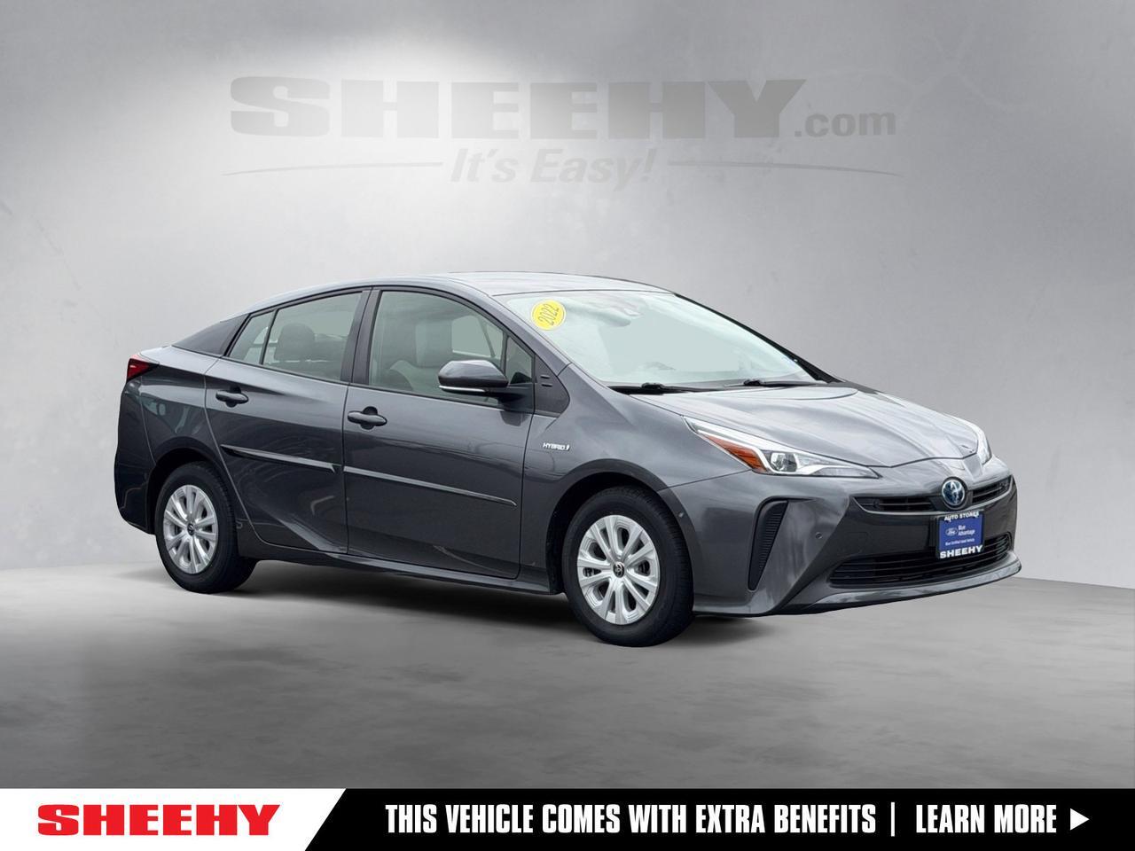 2022 Toyota Prius LE