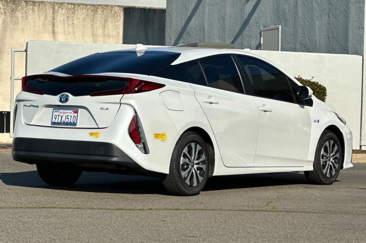 2022 Toyota Prius Prime LE