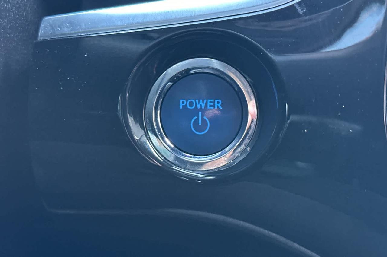 2022 Toyota Prius Prime LE Roseville CA