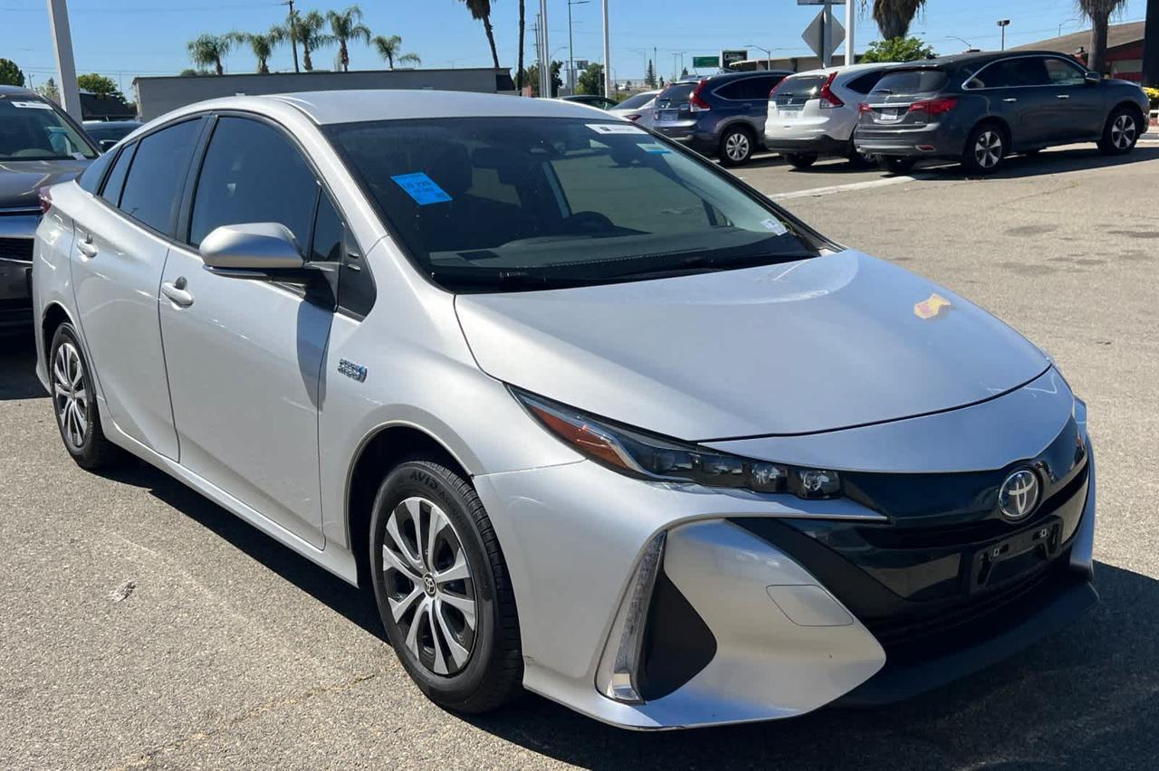 2022 Toyota Prius Prime LE