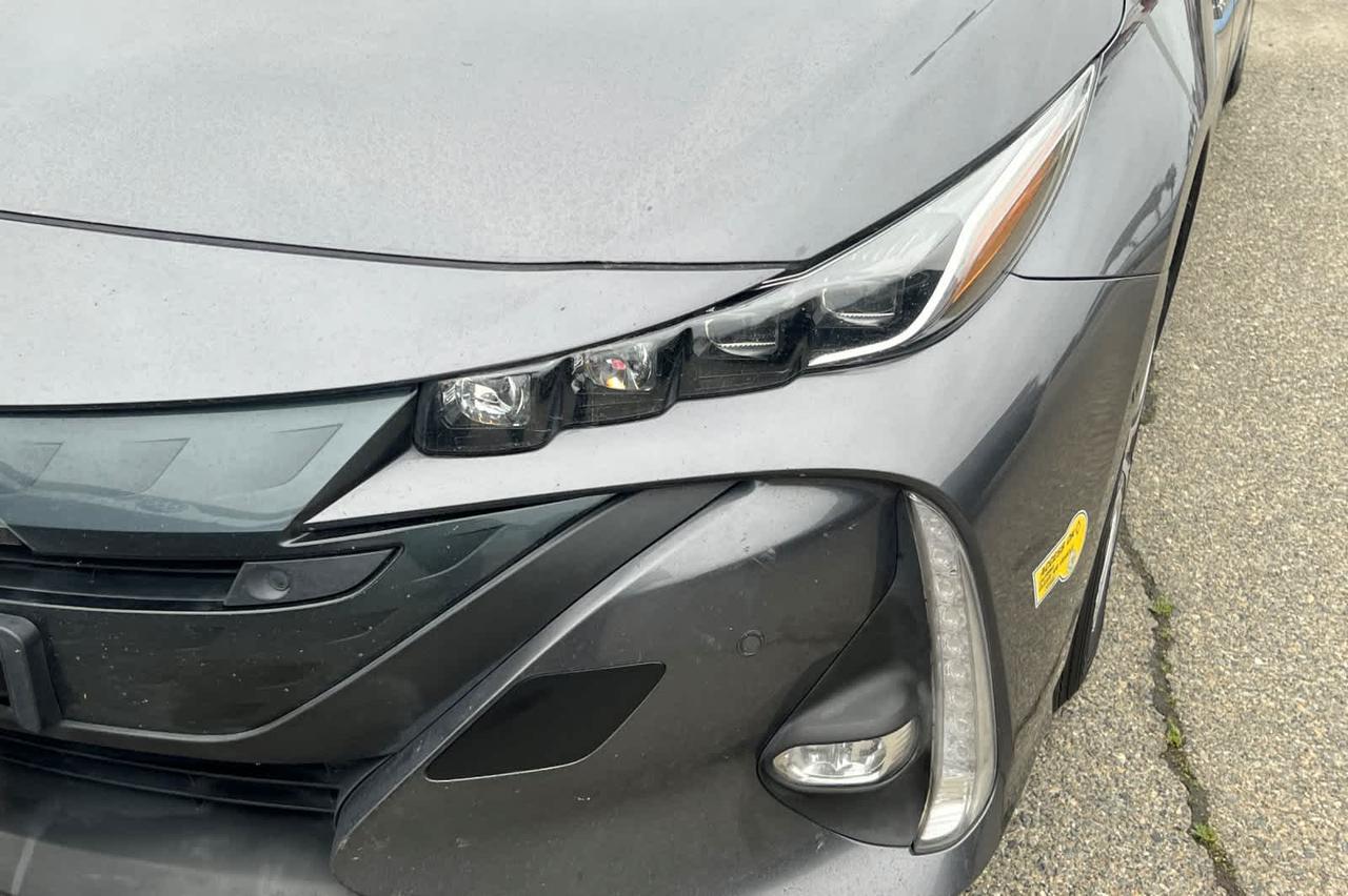 2022 Toyota Prius Prime Limited Roseville CA