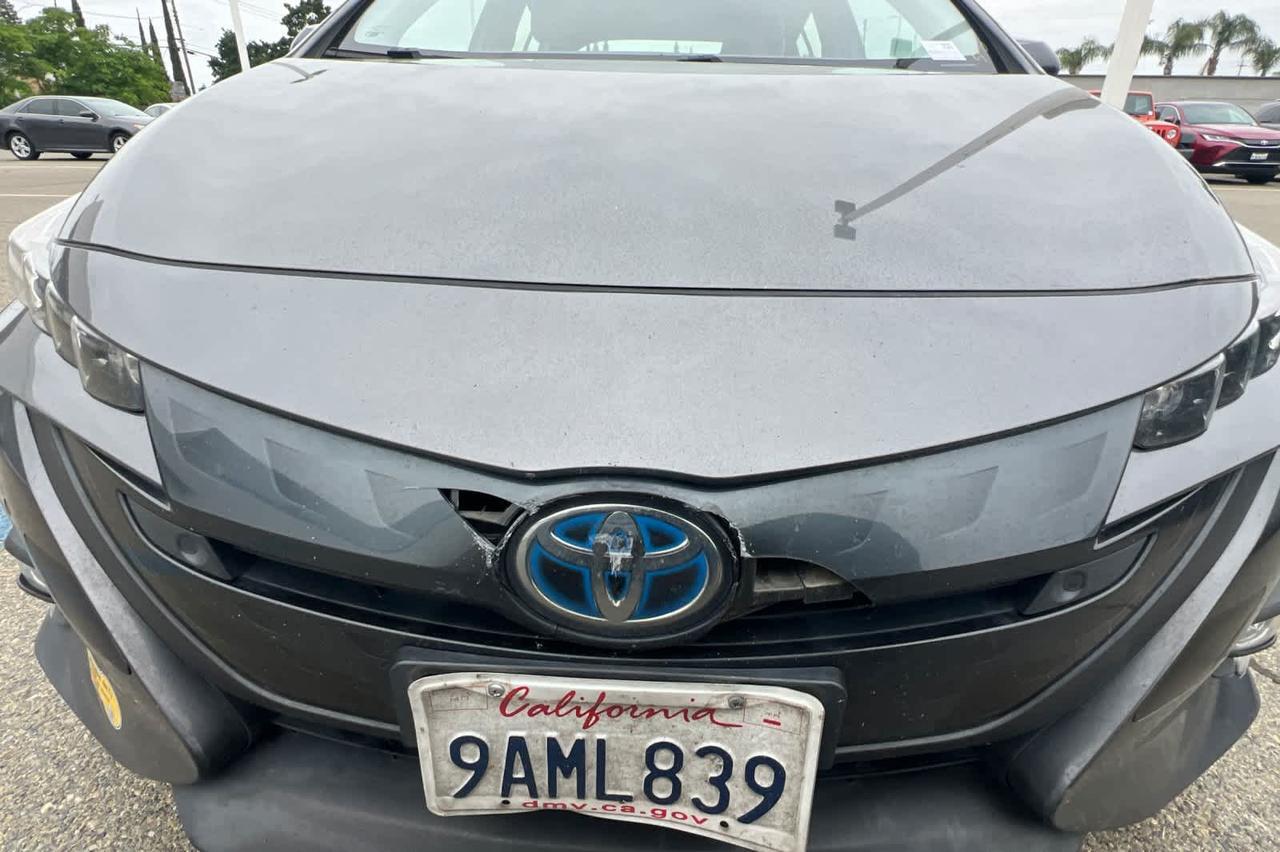 2022 Toyota Prius Prime Limited Roseville CA